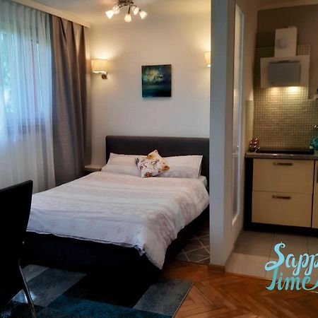 Apartment Sapphire Time Лодзь Екстер'єр фото